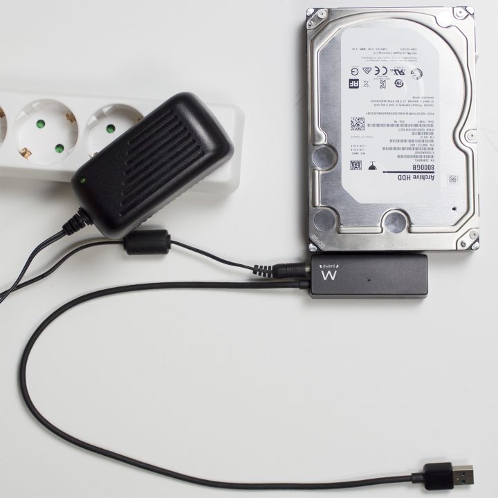 Ewent EW7018 tarjeta y adaptador de interfaz SATA