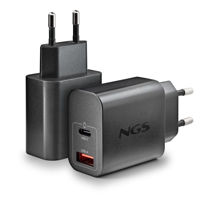 NGS ERA 20W BLACK Universal Black AC Fast Charging Indoor