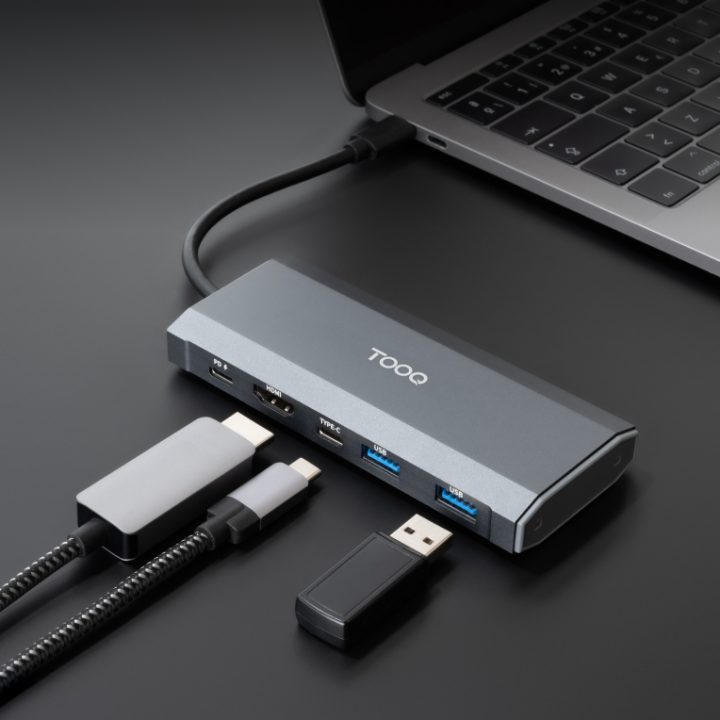 TooQ External Enclosure for M.2 NGFF/NVMe SSD + USB 3.2 Gen2 HUB with…