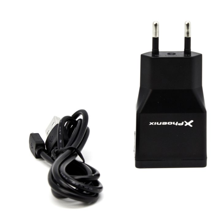 Phoenix technologies USB Charger 5V 2 Outputs 2A with Micro USB Cable