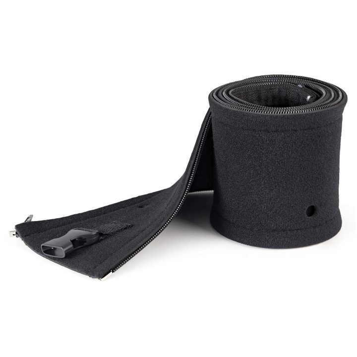 StarTech.com 1m Neoprene Zippered Cable Sleeve - 3cm Diameter - for…
