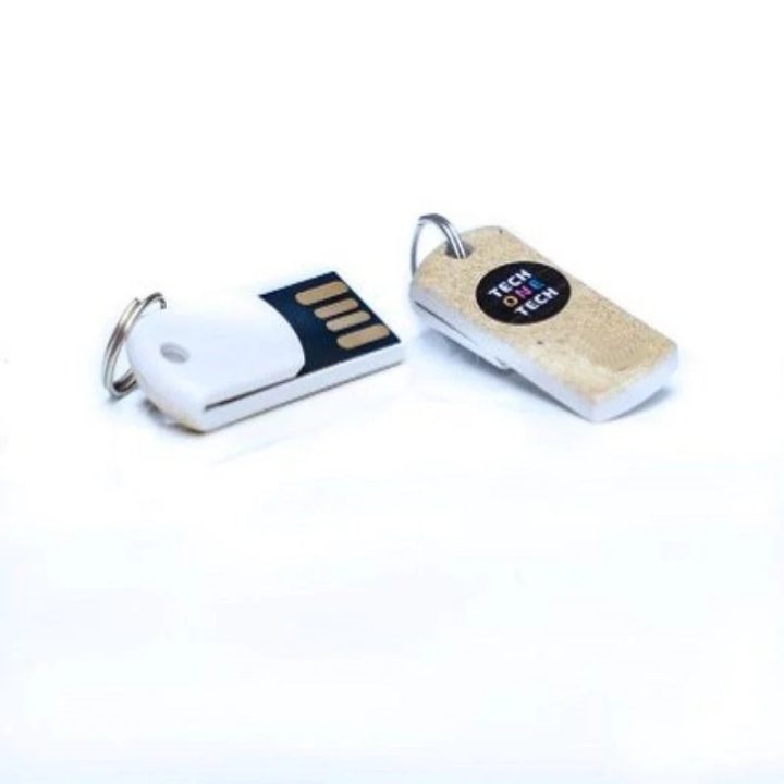 TECH ONE TECH Pro Smart Cliptech 32 GB Slim (TEC3003-32)