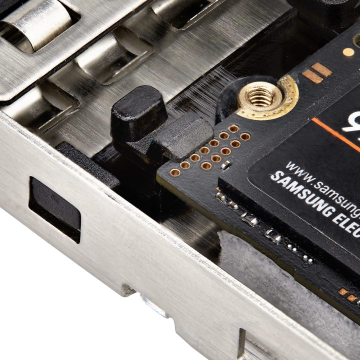 StarTech.com Placa PCIe x4 para SSD NVMe M.2 - Backplane de Rack…