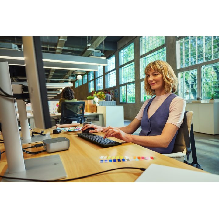 HP 725 Multi-Device Rechargeable Wireless Keyboard
