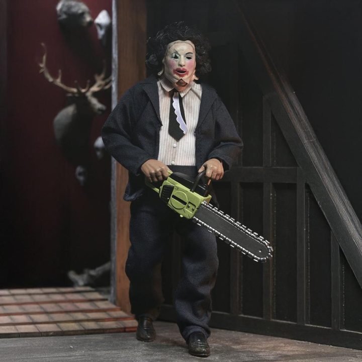 Enesco The Texas Chain Saw Massacre Leatherface Figure (NECA41591-01)