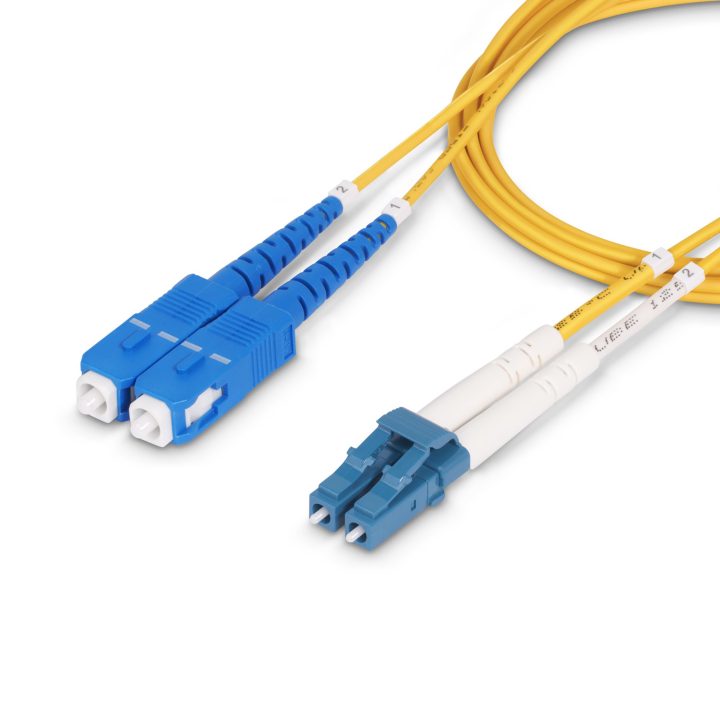 StarTech.com Cabo de Fibra Ótica LC para SC (UPC) OS2 Monomodo…