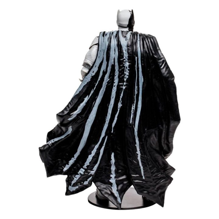 Figura y comic mcfarlane toys DC comics black adam batman line art…