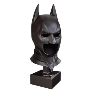 Máscara The Noble Collection DC Dark Knight edição especial (NN4527)