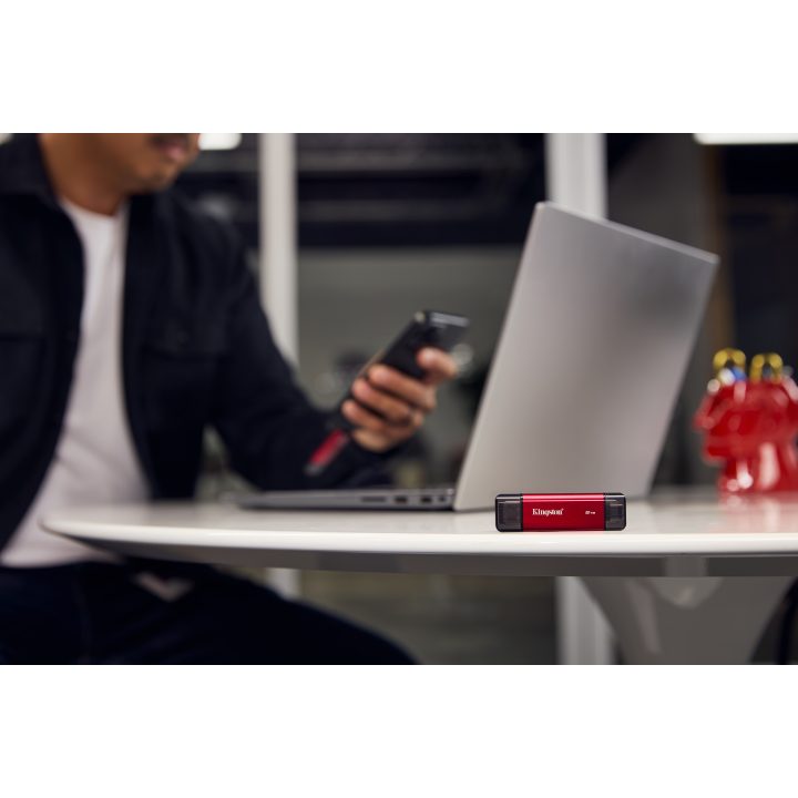 Kingston Technology 2TB Dual USB-A/C Portable SSD, Up to 1050MB/s USB…