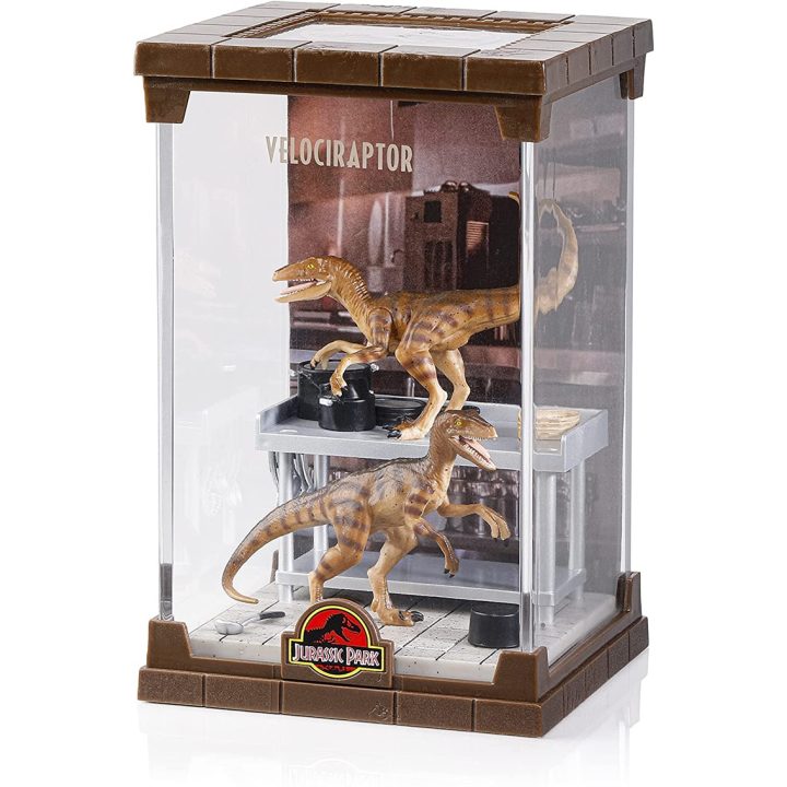 The Noble Collection Jurassic Park Velociraptor Bendyfig Diorama…