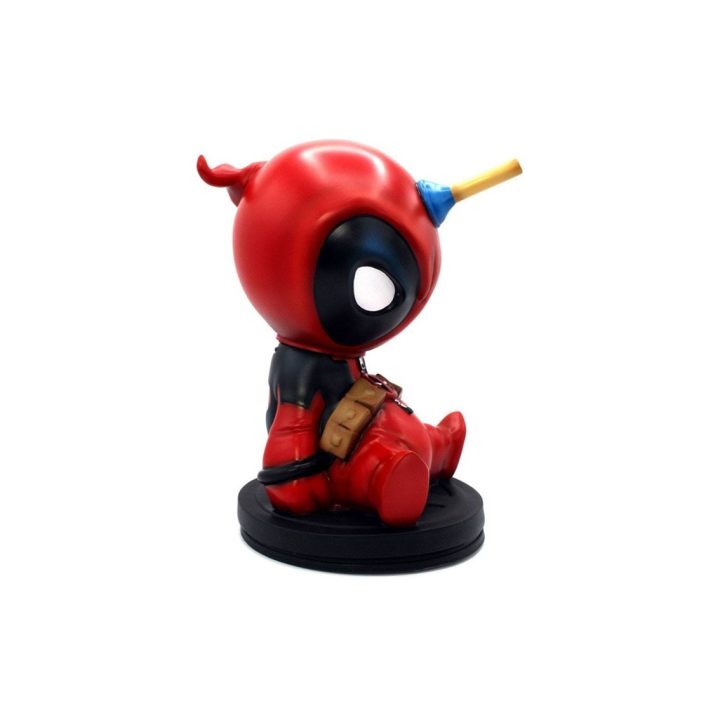 Semic Studios Marvel Deadpool Skottie Young Piggy Bank Figure…