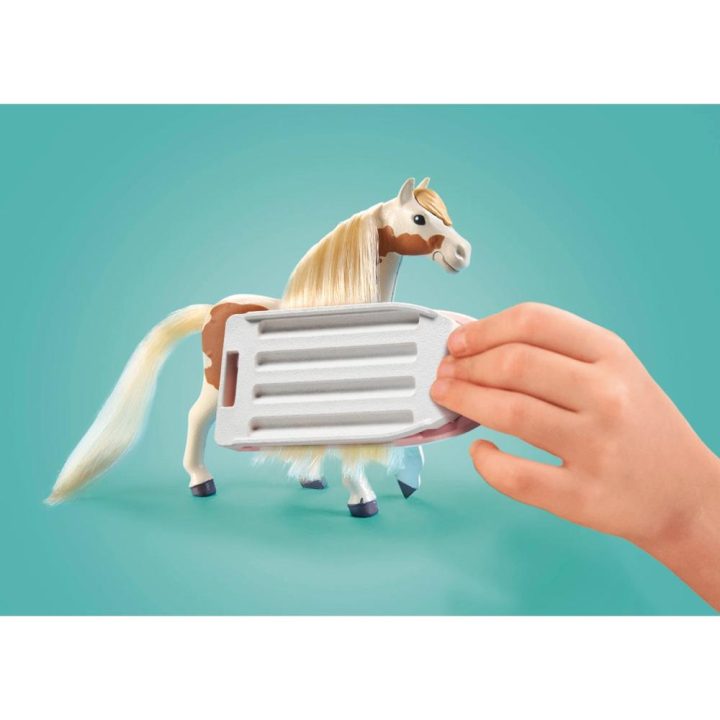 Playmobil Ellie com cavalo (71639)