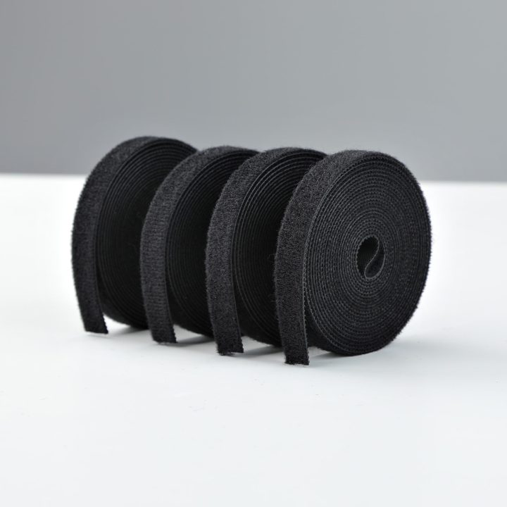StarTech.com Pacote de 4 Bobinas de 4,6 m de Abraçadeiras de Velcro -…