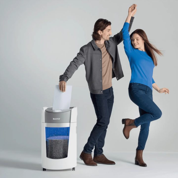 Leitz IQ OptiMax Office Paper Shredder Micro-Cut Security P5 35L -…